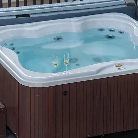 Awesome In With Sauna Case de vacanță Malinska