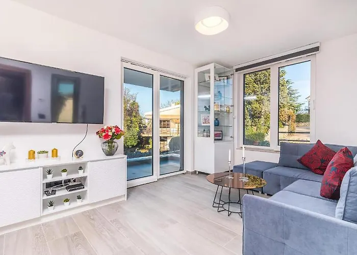 Beautiful In With Sauna * Malinska