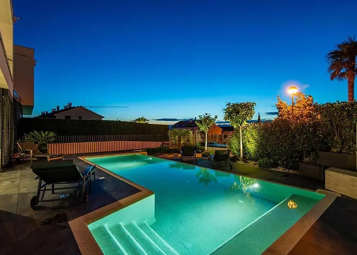 Beautiful In With Sauna Holiday home *